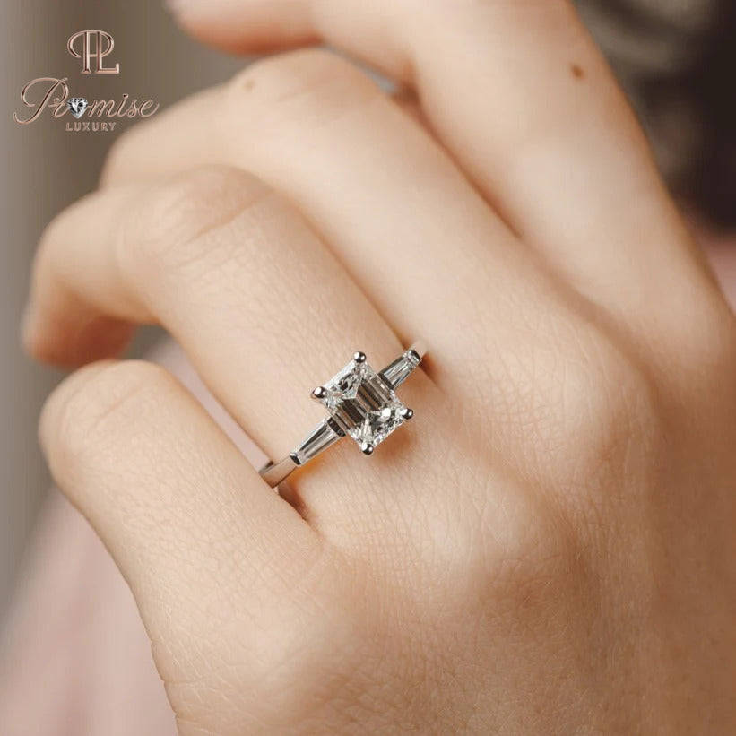 Emerald and Diamond Baguette Ring – Modern 14K Gold Engagement Ring