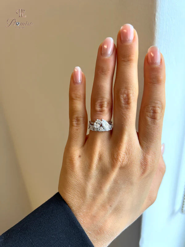 Pear & Oval Cut Toi Et Moi Ring – Unique Two Stone Engagement Ring