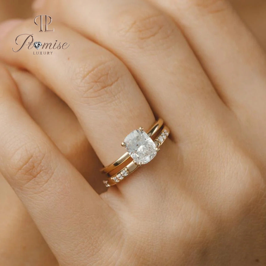 Cushion Cut Solitaire Lab Diamond Ring – Minimalist Engagement & Proposal Ring