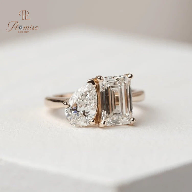 Toi et Moi Diamond Ring Emerald & Pear Cut – Art Deco Engagement Ring