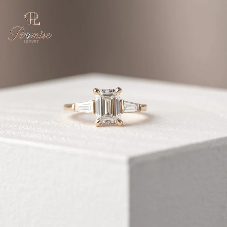 Emerald and Diamond Baguette Ring – Modern 14K Gold Engagement Ring