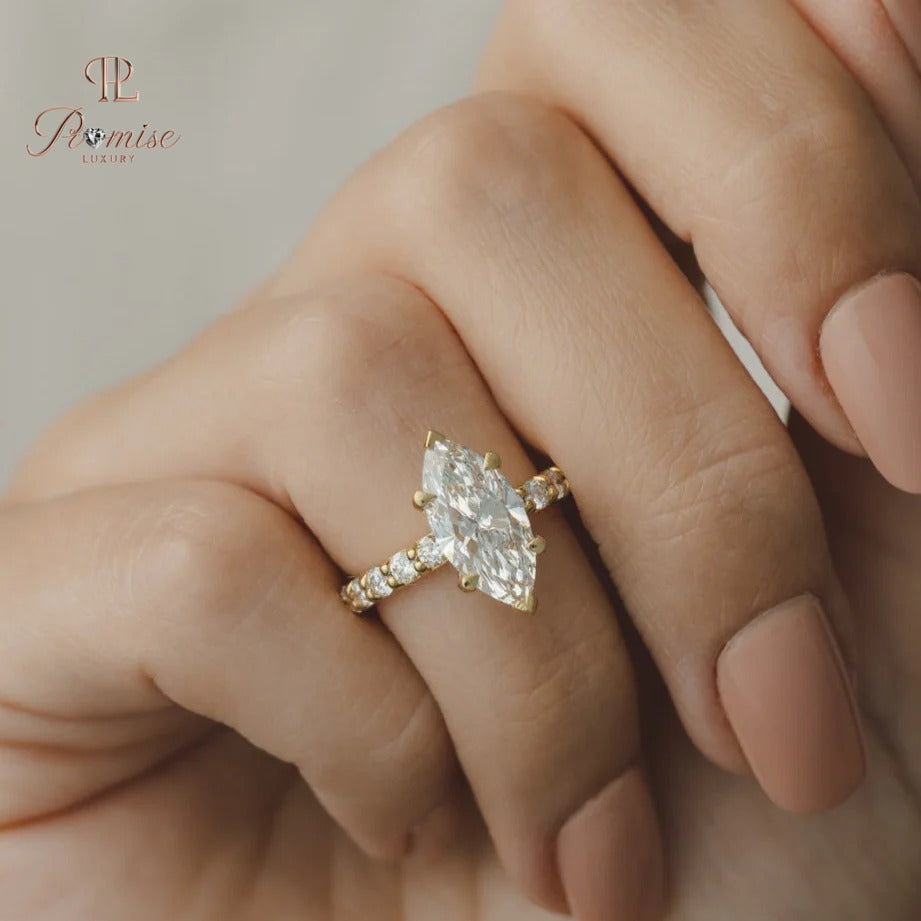 Elegant Marquise Diamond Engagement Ring with Side Diamonds – Gold Wedding Ring