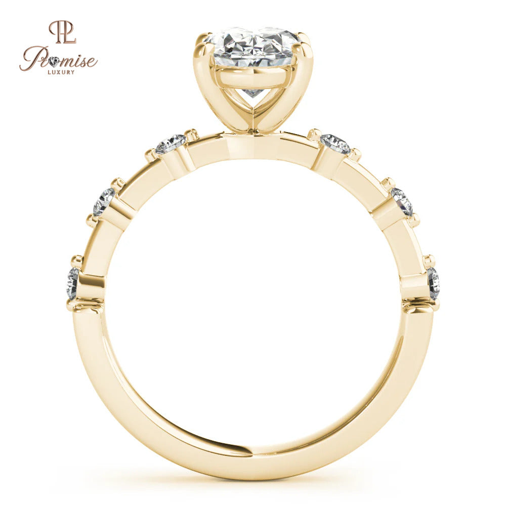 Oval Cut Diamond Ring with Round Accent Stones – Engagement Ring Gold