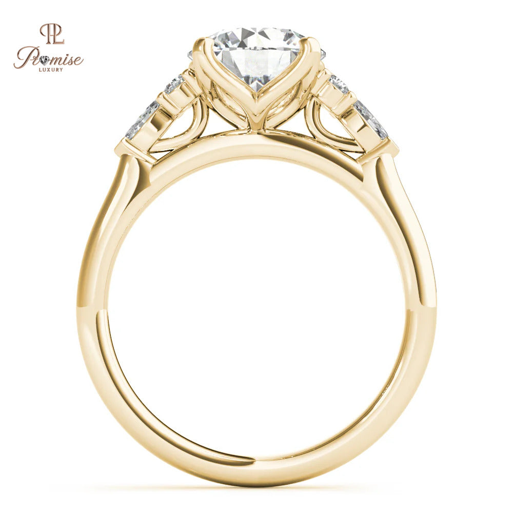 Classic Round Engagement Ring 4 Prong Setting – Luxury Wedding Ring for Women