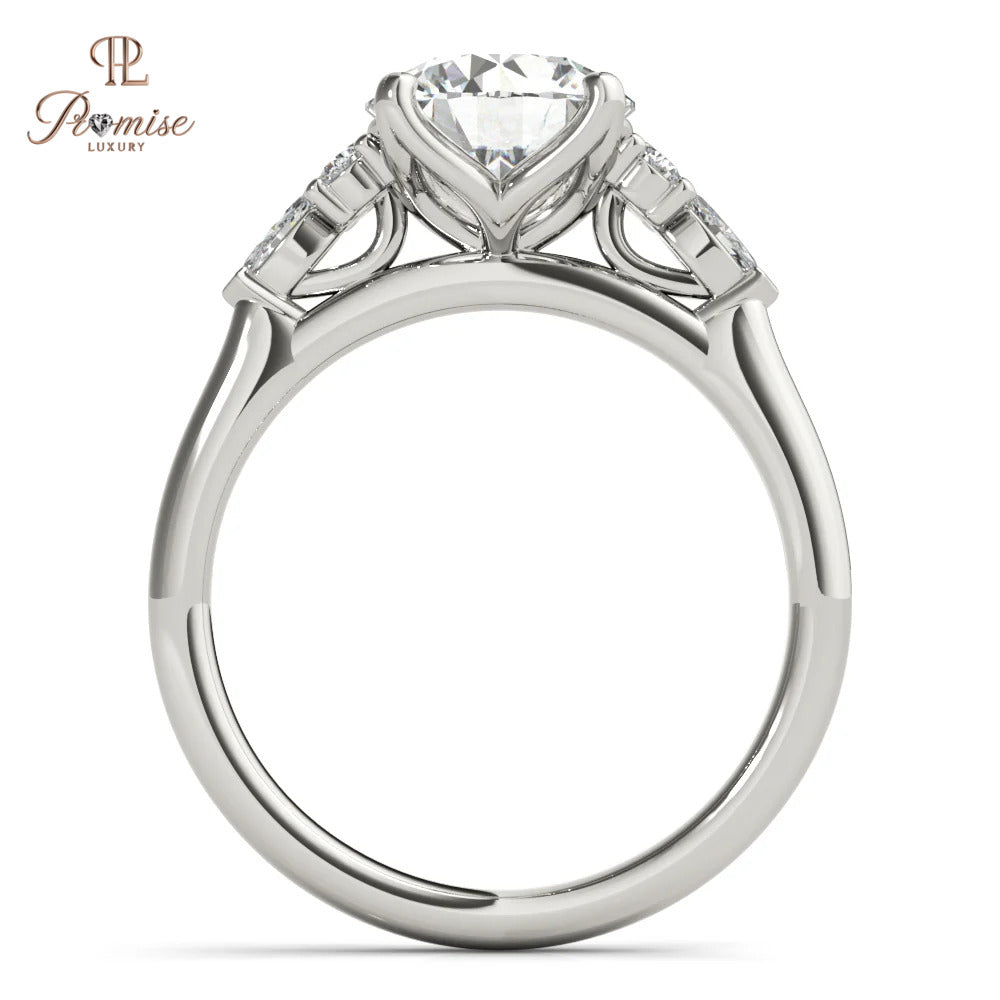 Classic Round Engagement Ring 4 Prong Setting – Luxury Wedding Ring for Women