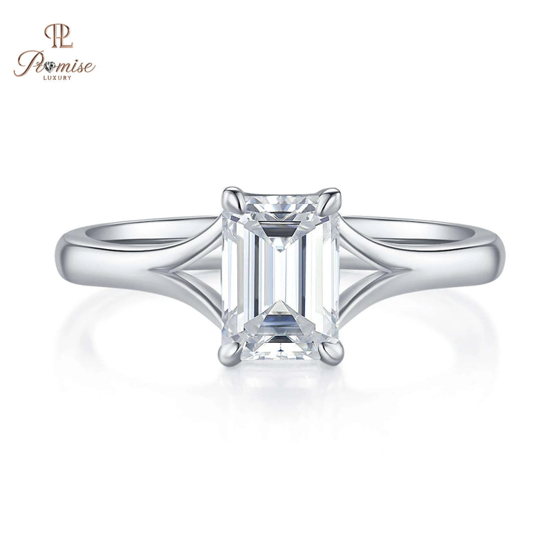 Elegant Emerald Diamond Solitaire Ring – Premium Bridal Jewelry