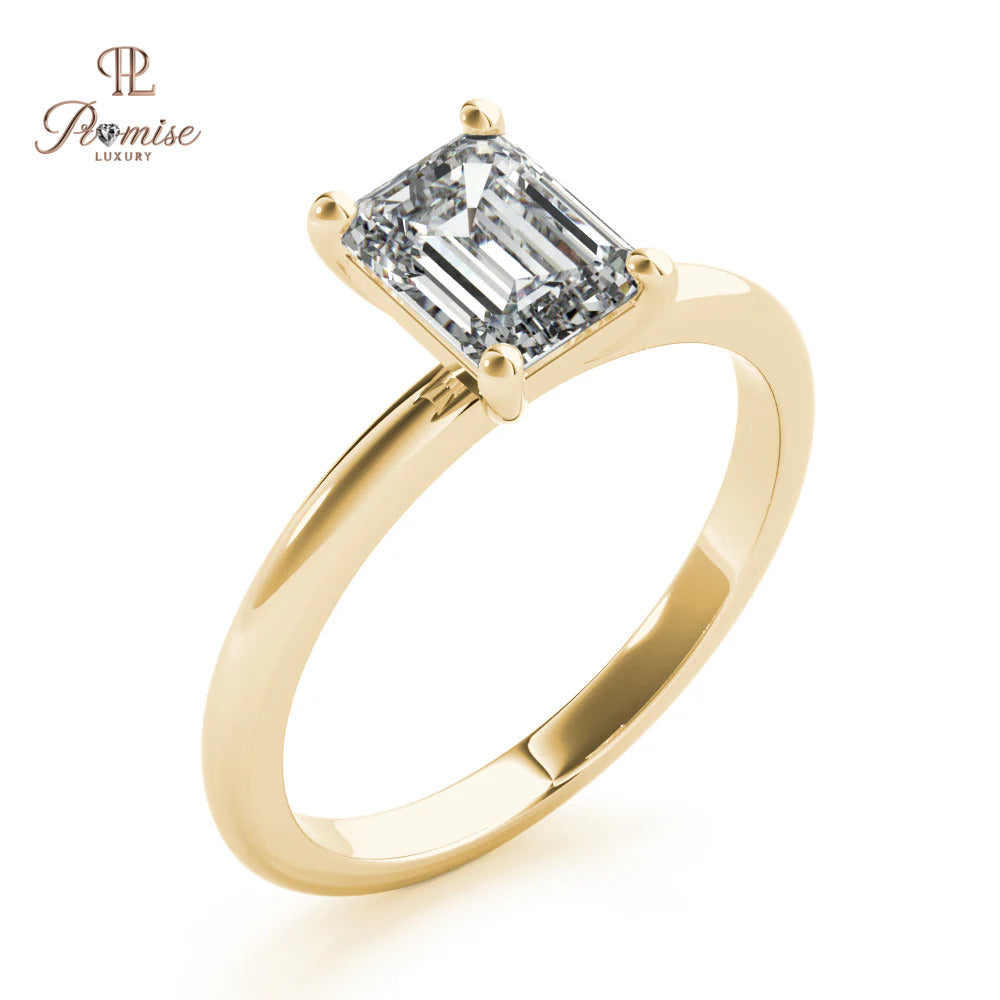 Vintage Emerald Cut Diamond Engagement Ring in Gold