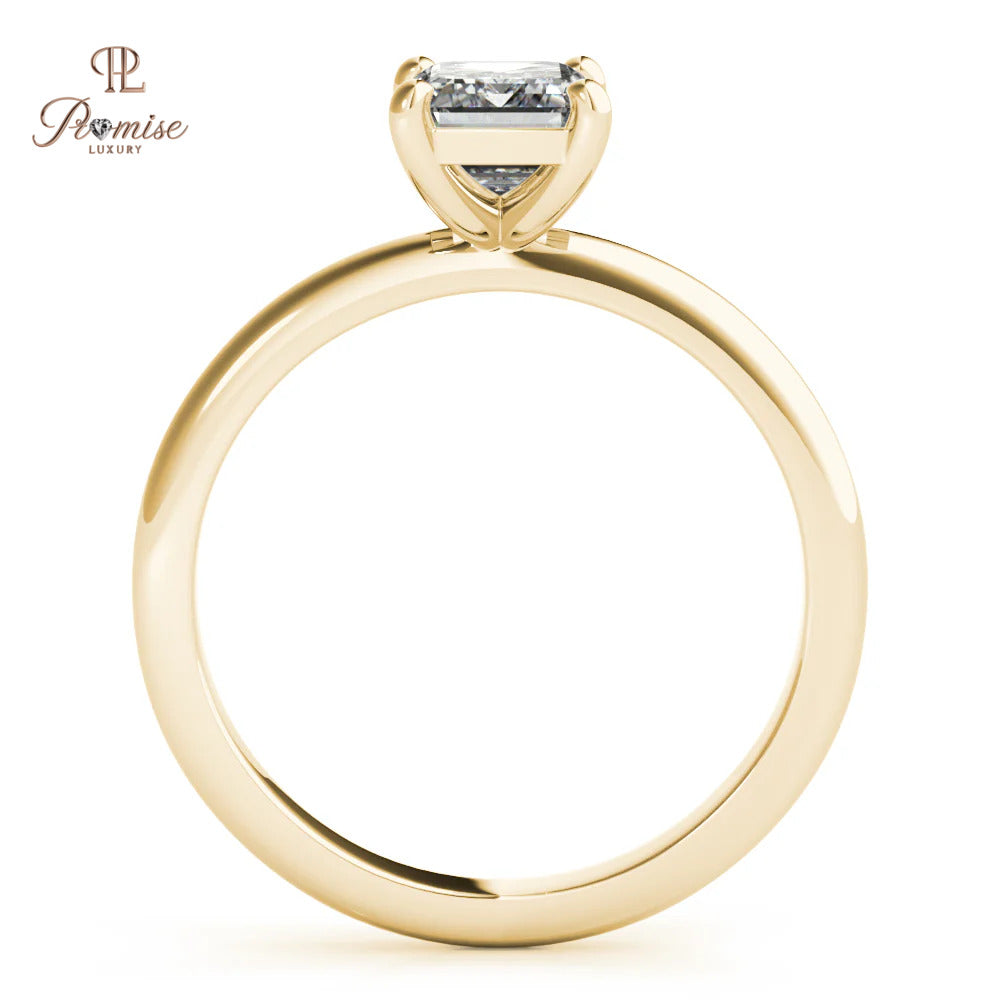 Vintage Emerald Cut Diamond Engagement Ring in Gold