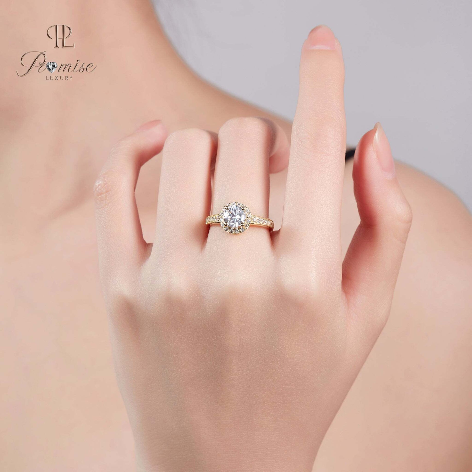 Premium Round Halo Diamond Ring – Sparkling Engagement Ring