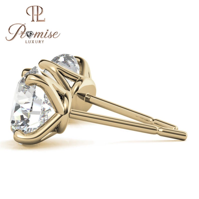 Round Lab-Grown Diamond Stud Earrings – Classic Everyday Jewelry