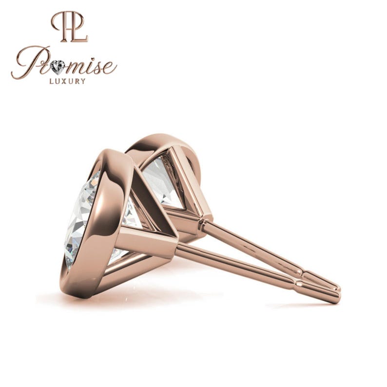 Classic Round Bezel Set Diamond Stud Earrings – Everyday Wear