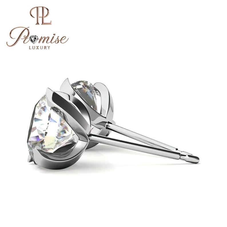 Classic Vintage Round Cut Twisted Stud Earring - 4 Prong Dainty Luxury Look Stud