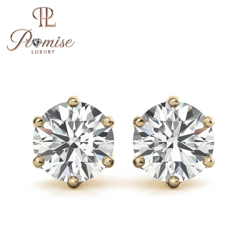 Six Prong Round Cut Solitaire earring For Women - Elegant Everyday Jewelry