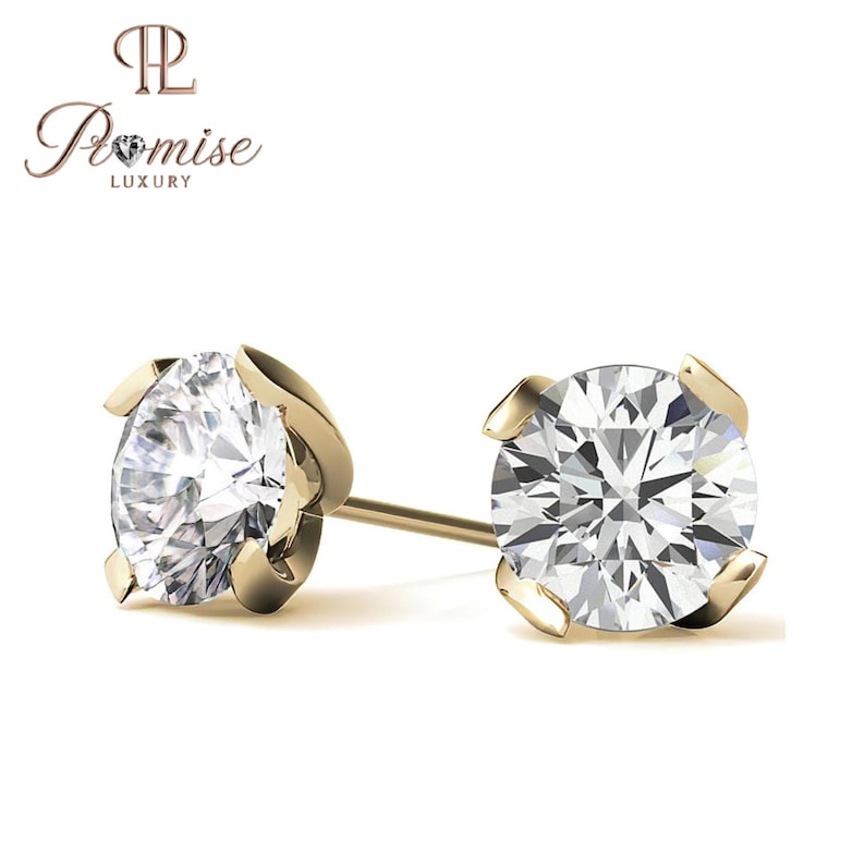 Classic Vintage Round Cut Twisted Stud Earring - 4 Prong Dainty Luxury Look Stud