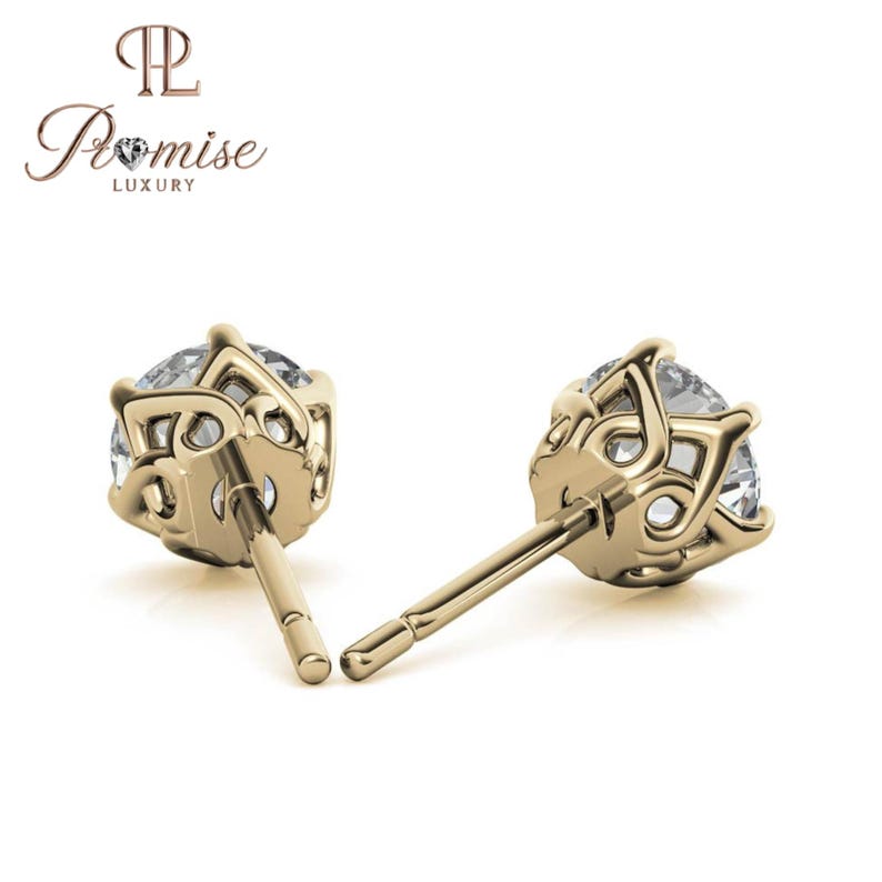 Six Prong Round Cut Solitaire earring For Women - Elegant Everyday Jewelry