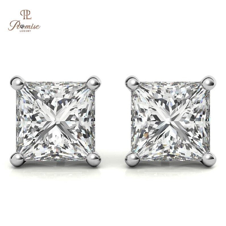 Princess Cut Solitaire Diamond Stud Earrings in 14K Gold – Classic Everyday Luxury