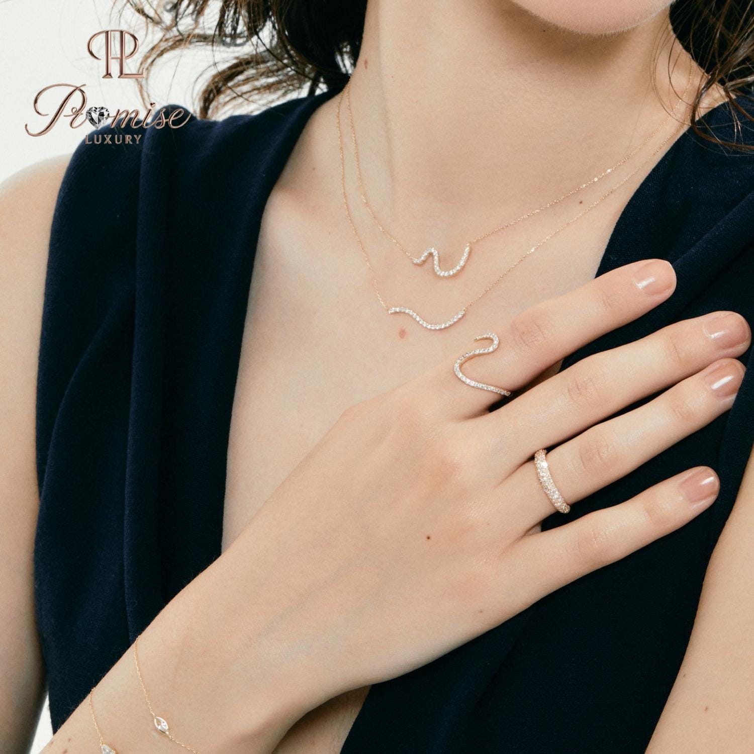 0.30 CT Lab-grown Round Diamonds, D-F Color, VS Clarity 14K Gold Wave Curve Diamond Pendant Necklace Dainty Luxury Gift for Her