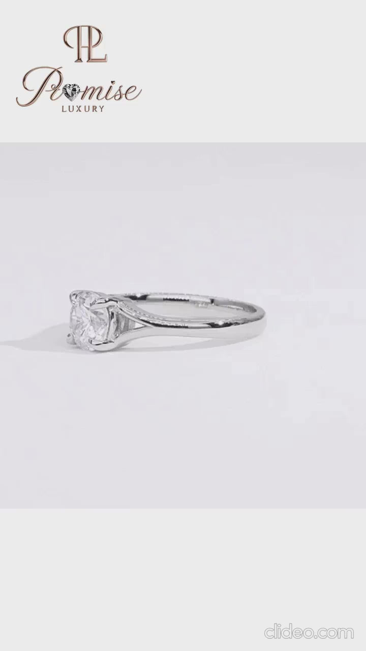 Classic Round Diamond Solitaire Ring – Minimalist Design
